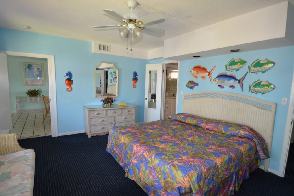 Two Bedroom Suite at Breezy Palms Resort